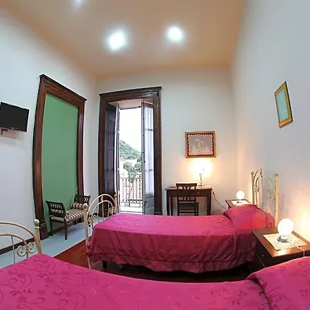 Casa Lissania فندق مبيت وإفطار