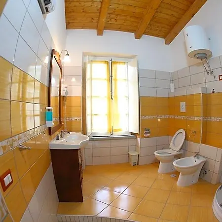 فندق مبيت وإفطار Casa Lissania 4*